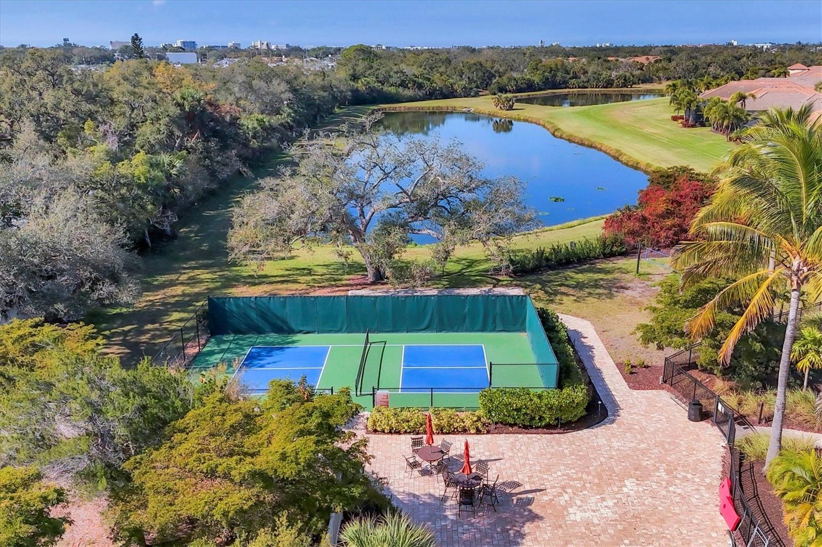 Image 35 of 38 For 2414 Vaccaro Drive