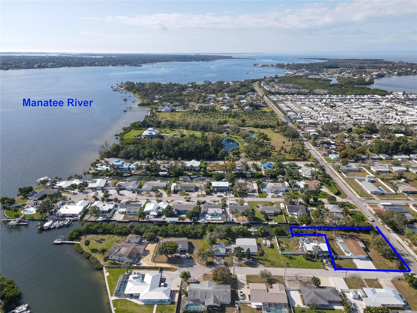 Image 14 of 75 For 2401 10th Street W