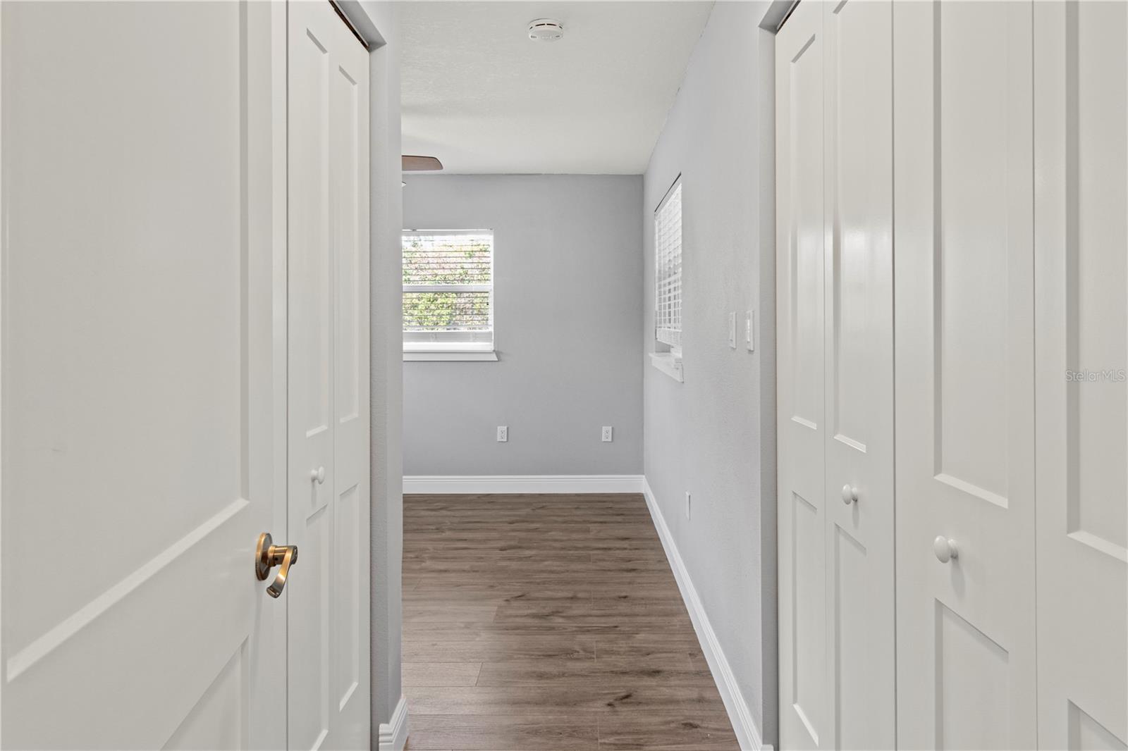 Image 36 of 75 For 2401 10th Street W