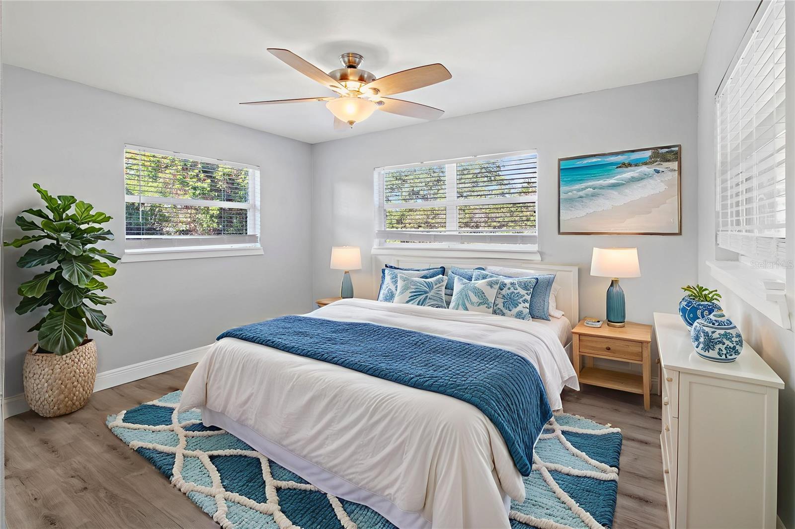 Image 37 of 75 For 2401 10th Street W