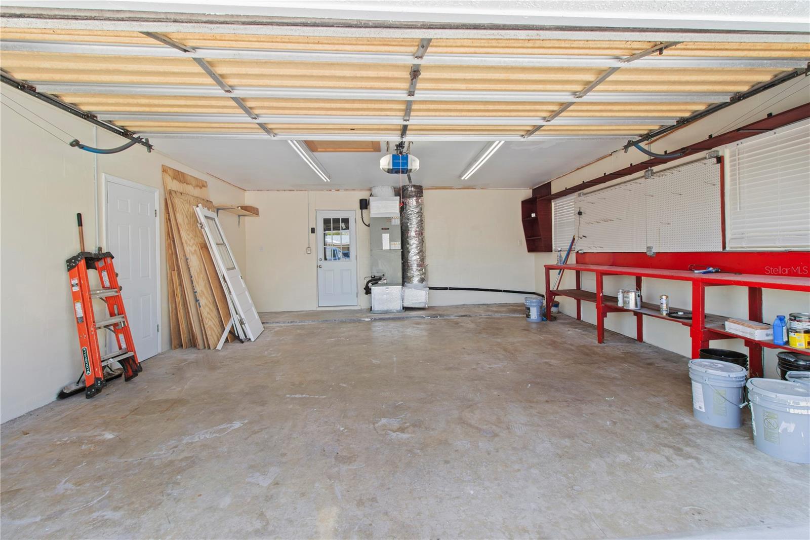 Image 73 of 75 For 2401 10th Street W