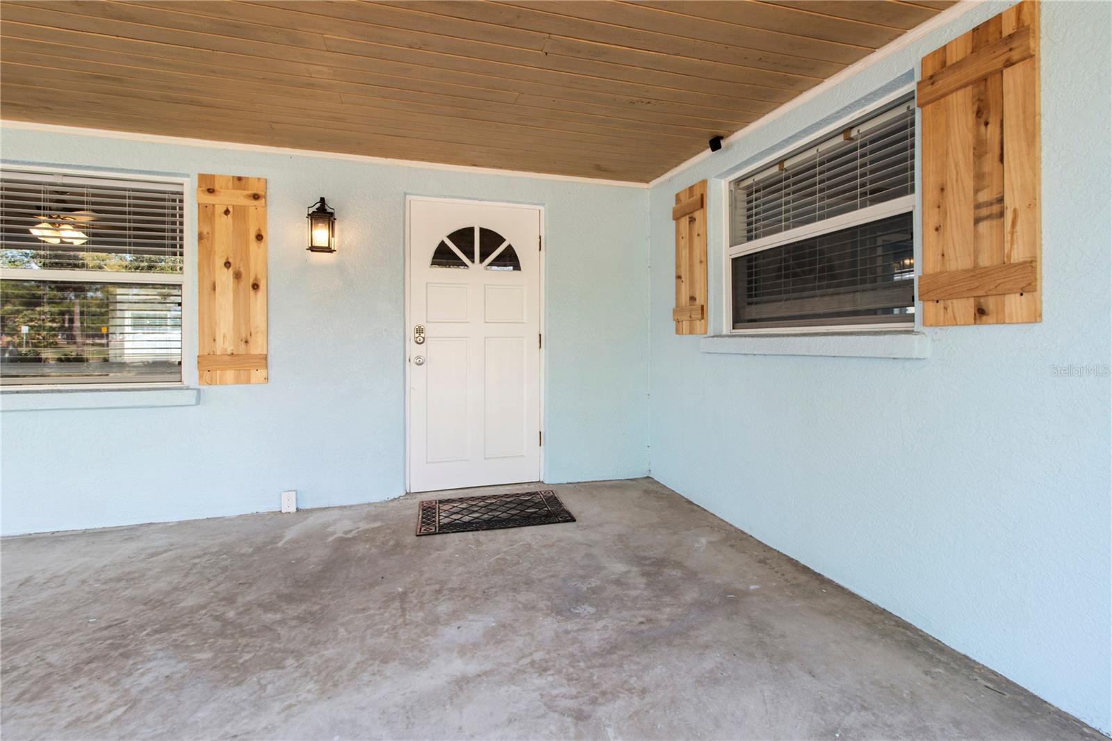 Image 74 of 75 For 2401 10th Street W