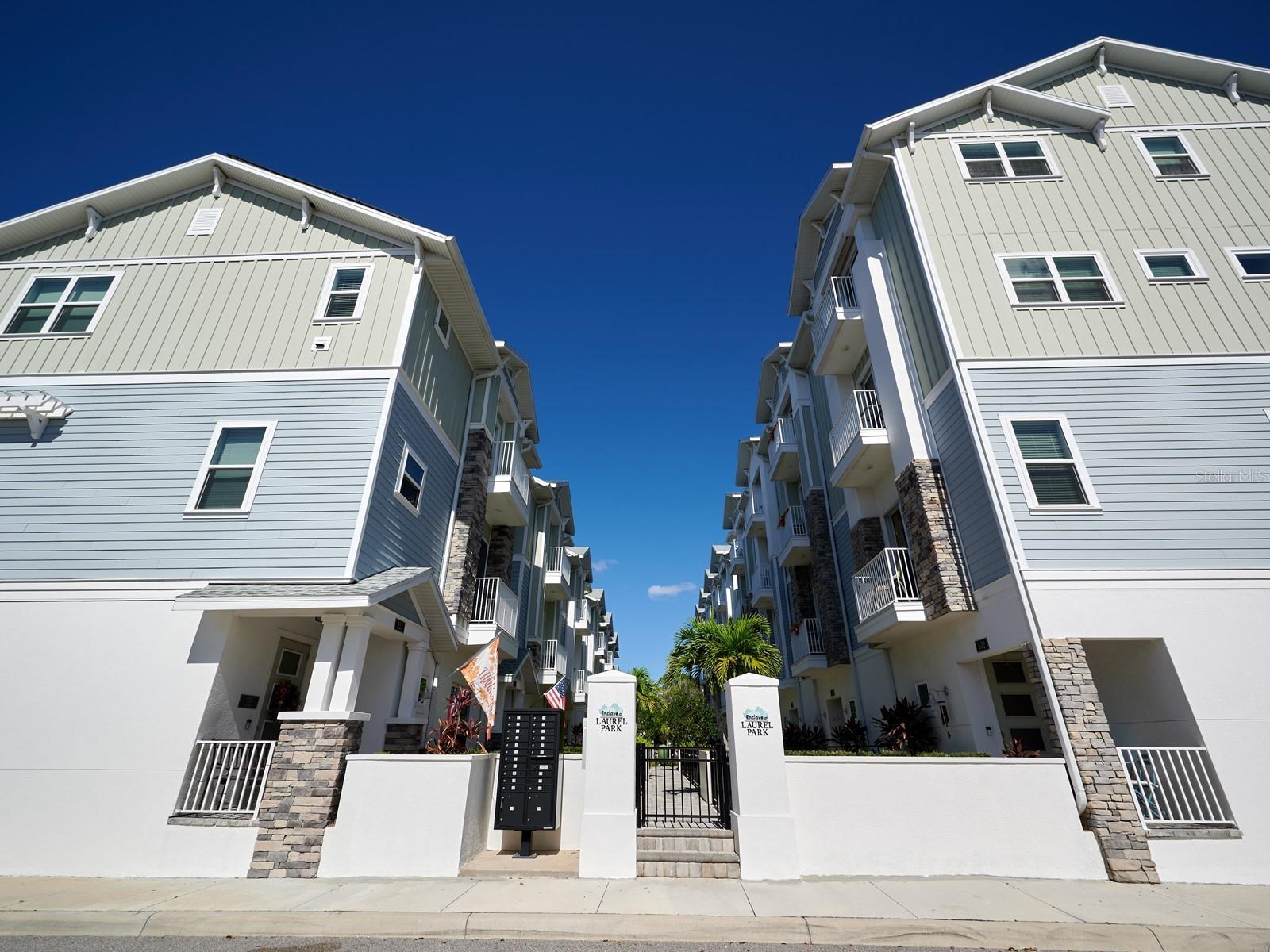 Image 48 of 100 For 516 Laurel Park Drive