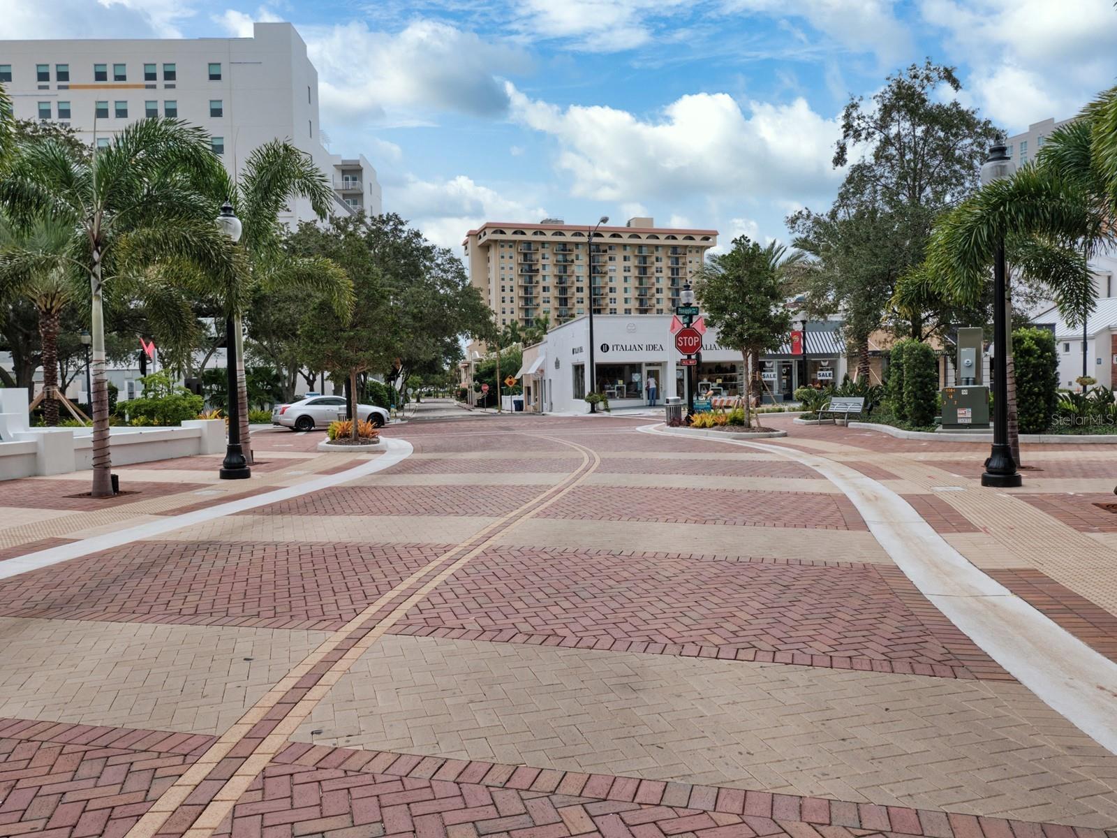 Image 62 of 100 For 516 Laurel Park Drive