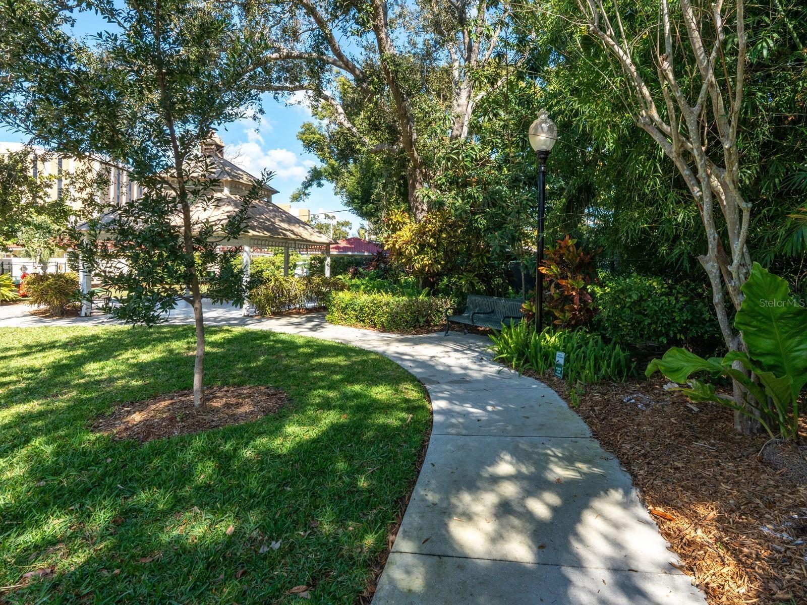 Image 75 of 100 For 516 Laurel Park Drive