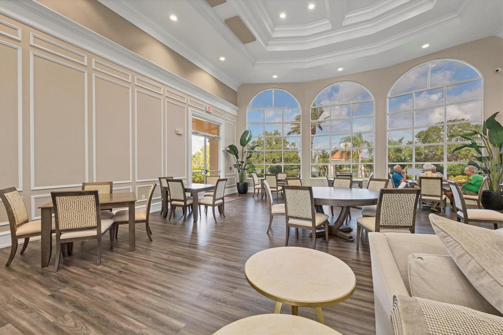 Image 47 of 57 For 7681 Bergamo Avenue