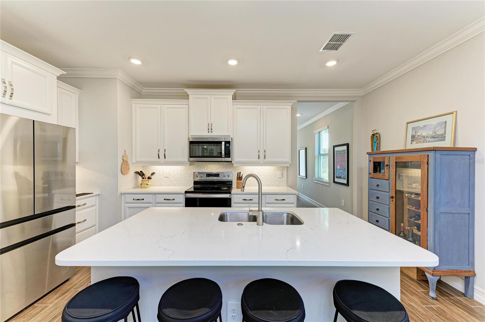 Image 13 of 77 For 236 Soliera Street