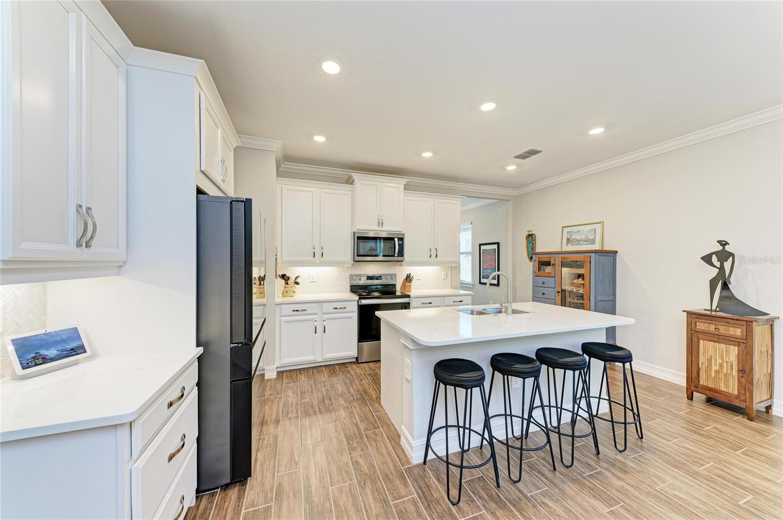 Image 14 of 77 For 236 Soliera Street