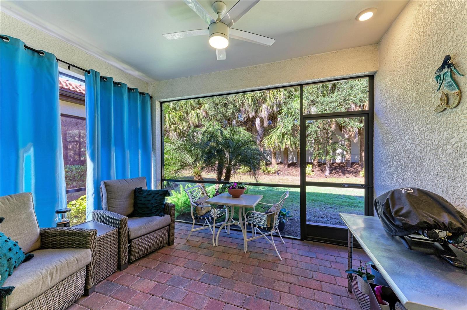 Image 28 of 77 For 236 Soliera Street