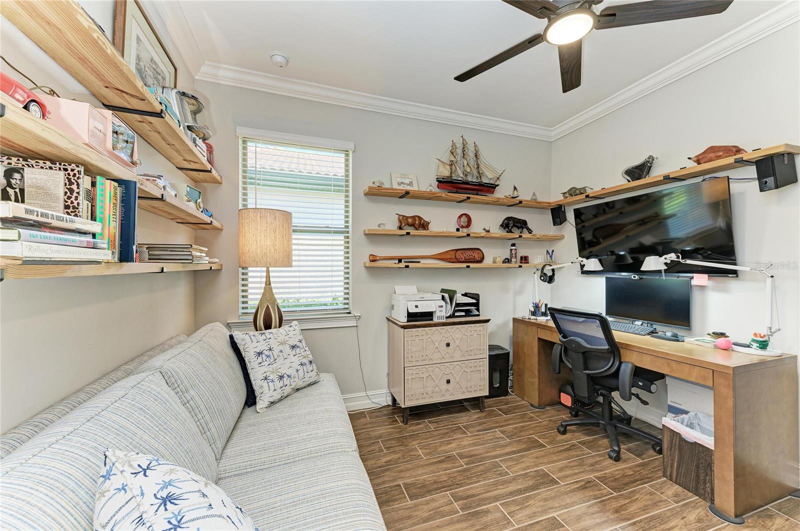 Image 37 of 77 For 236 Soliera Street