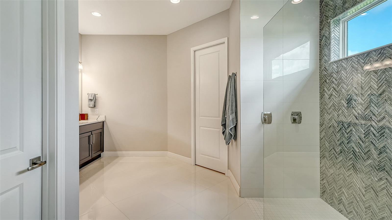 Image 42 of 73 For 3811 158th Avenue Circle E