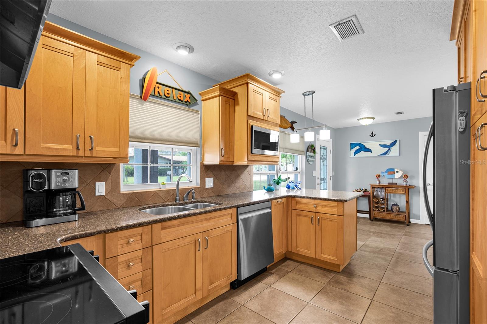 Image 15 of 49 For 4121 Roosevelt Point