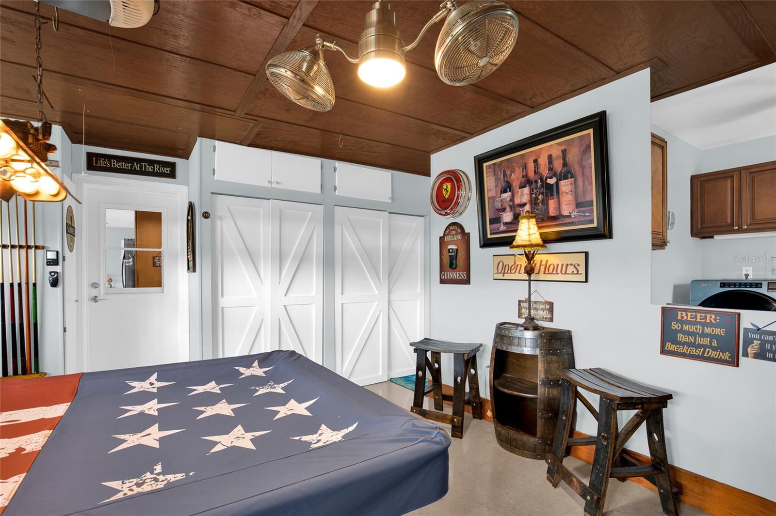 Image 23 of 49 For 4121 Roosevelt Point