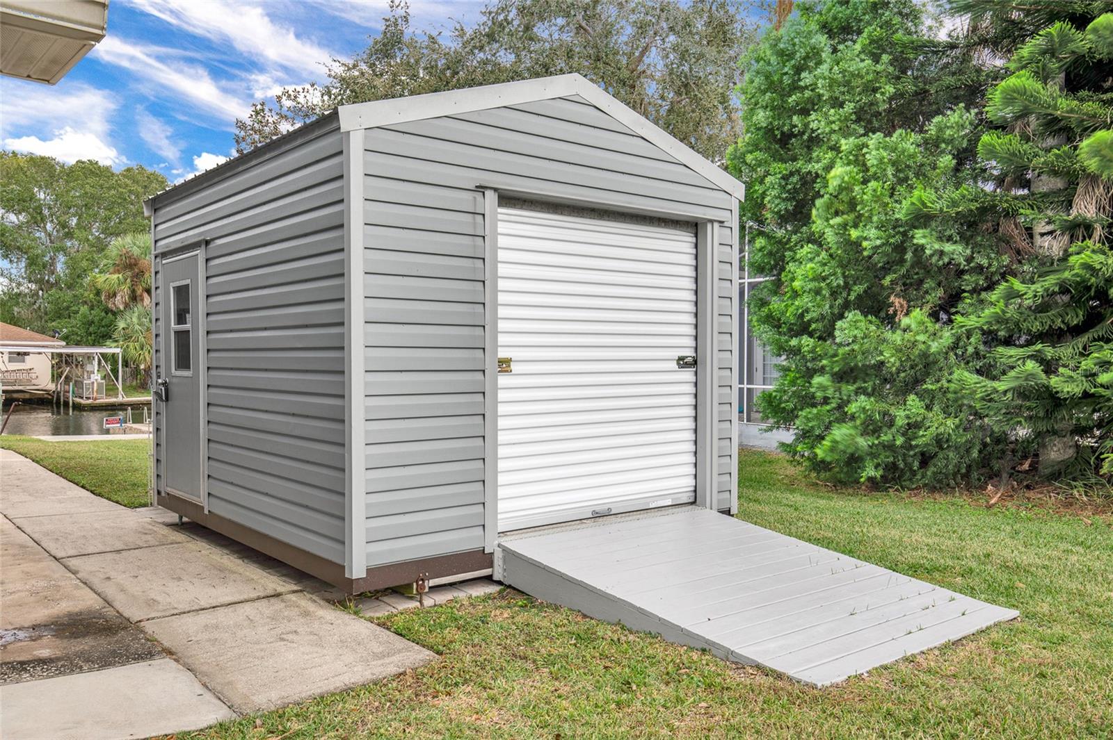 Image 45 of 49 For 4121 Roosevelt Point