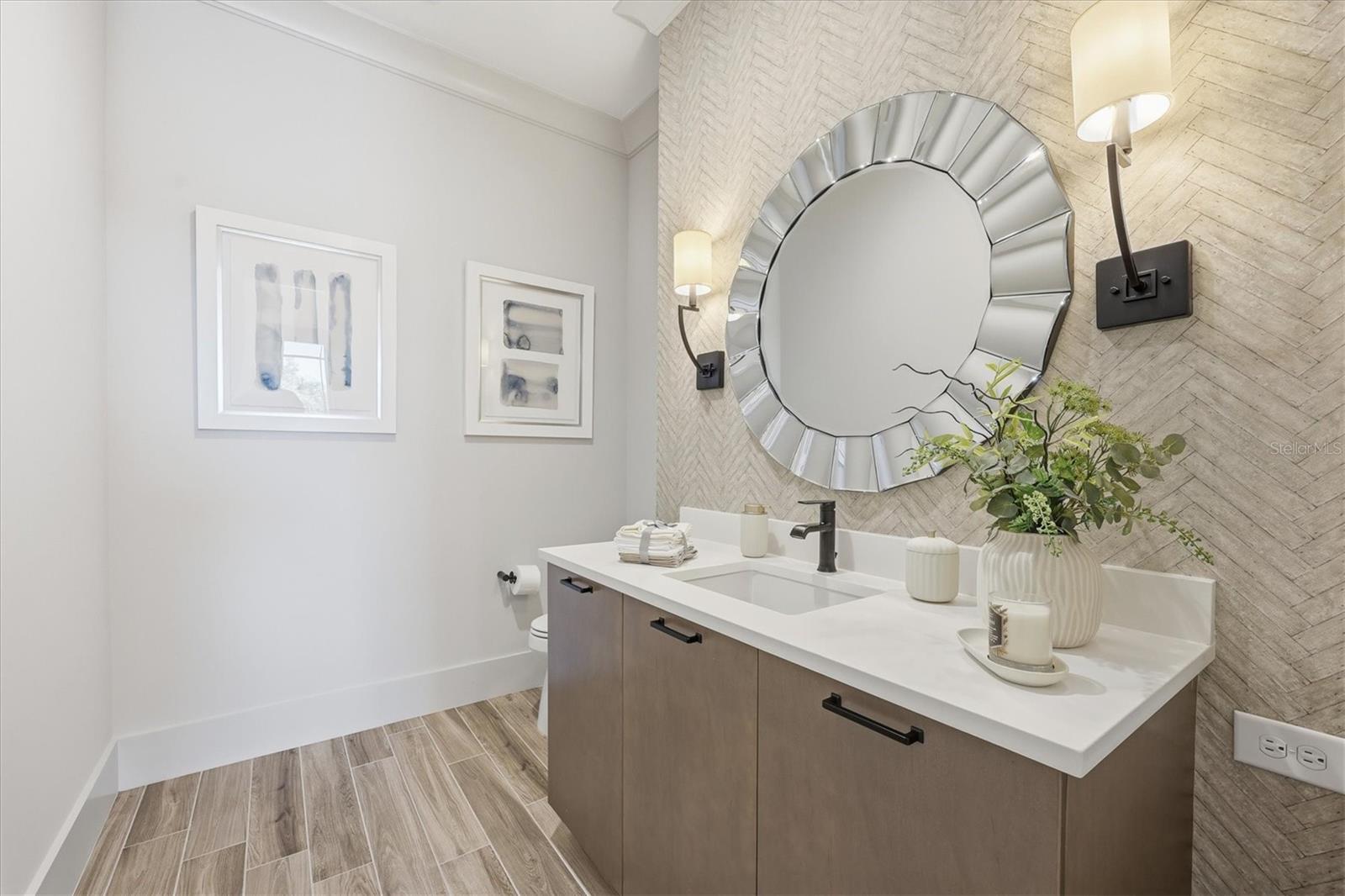 Image 23 of 62 For 9272 Mcdaniel Lane