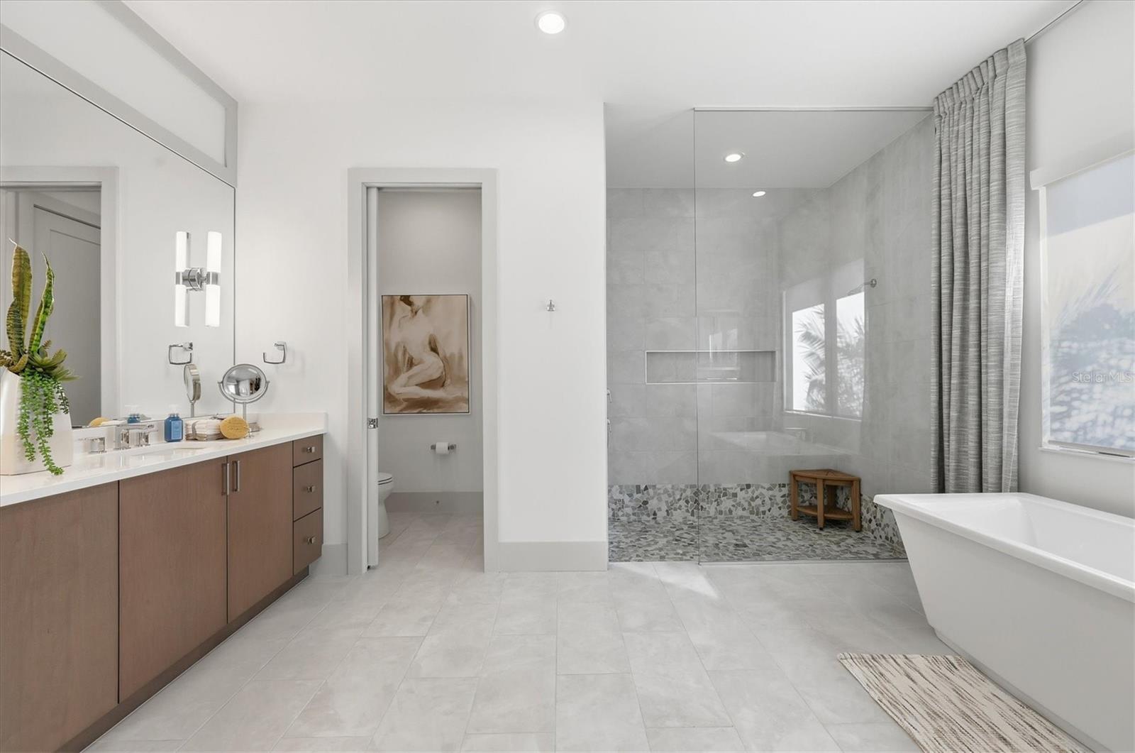 Image 26 of 62 For 9272 Mcdaniel Lane