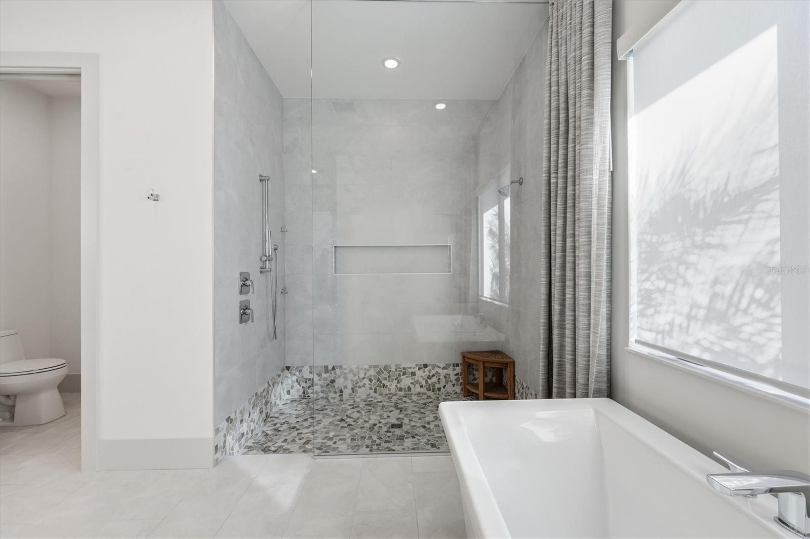 Image 29 of 62 For 9272 Mcdaniel Lane