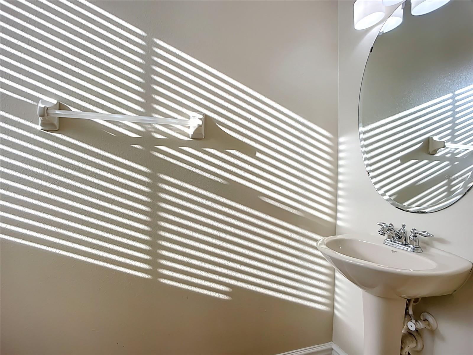 Image 24 of 52 For 3884 Deberry Drive 0