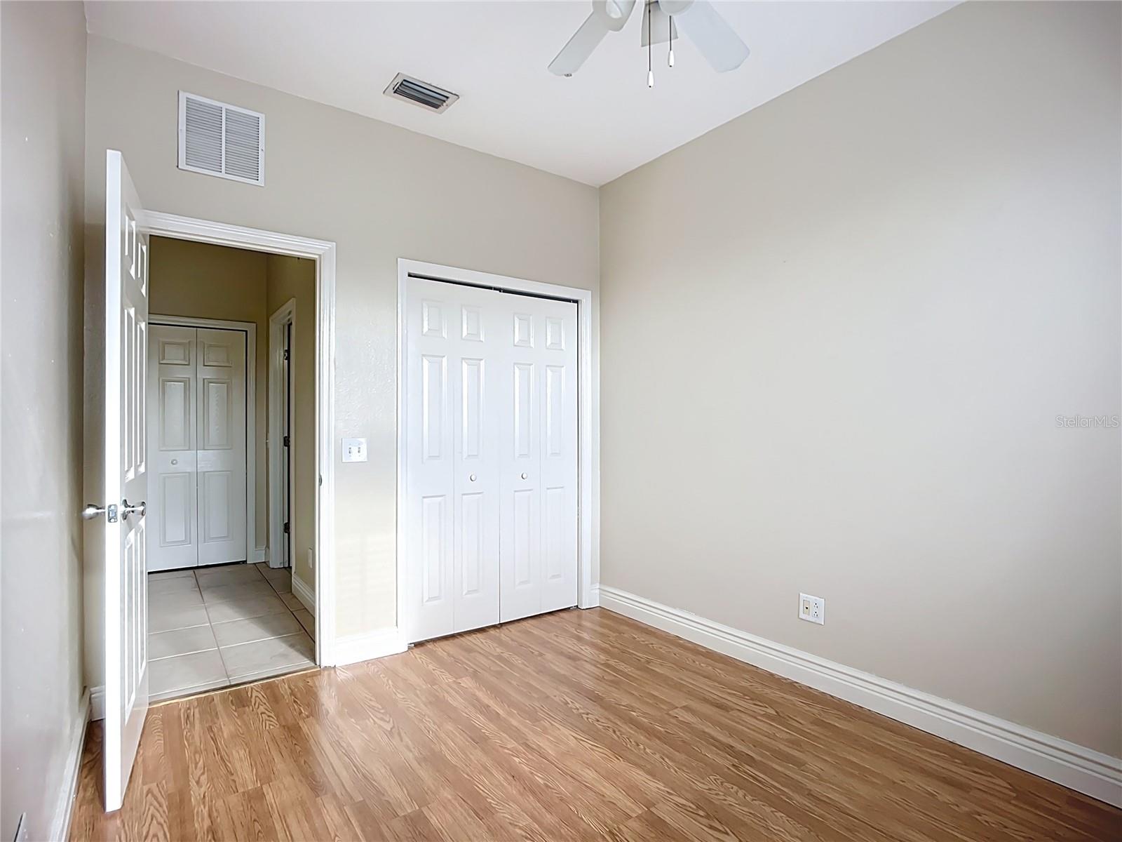 Image 34 of 52 For 3884 Deberry Drive 0