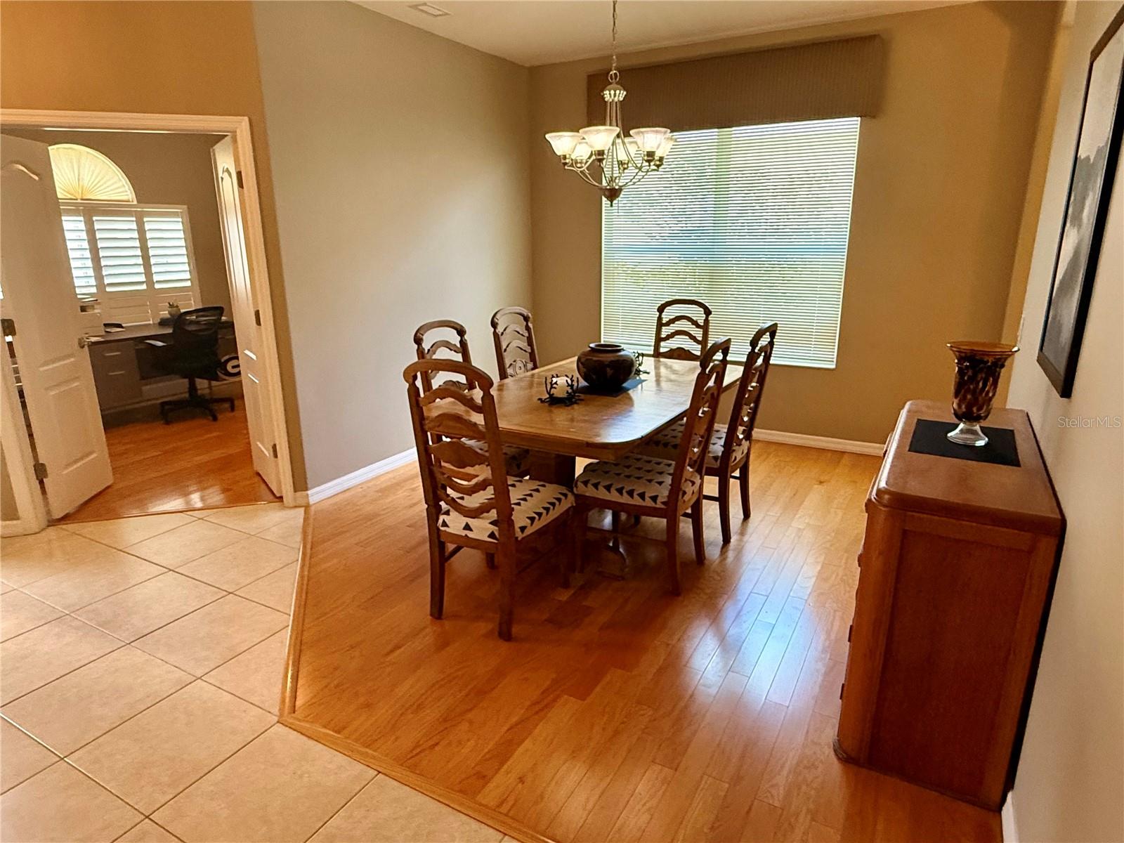 Image 17 of 57 For 1702 Old Summerwood Boulevard