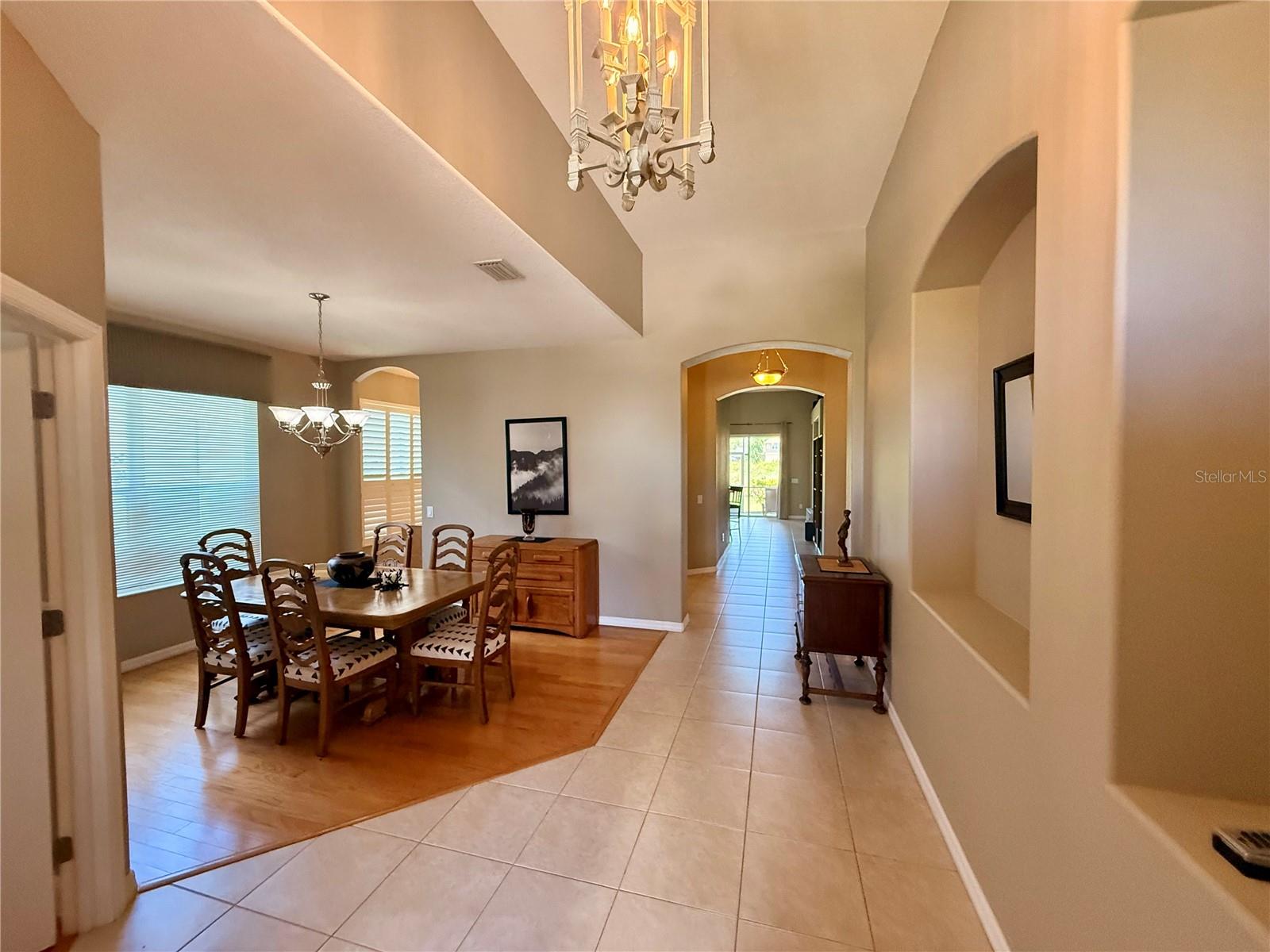 Image 18 of 57 For 1702 Old Summerwood Boulevard