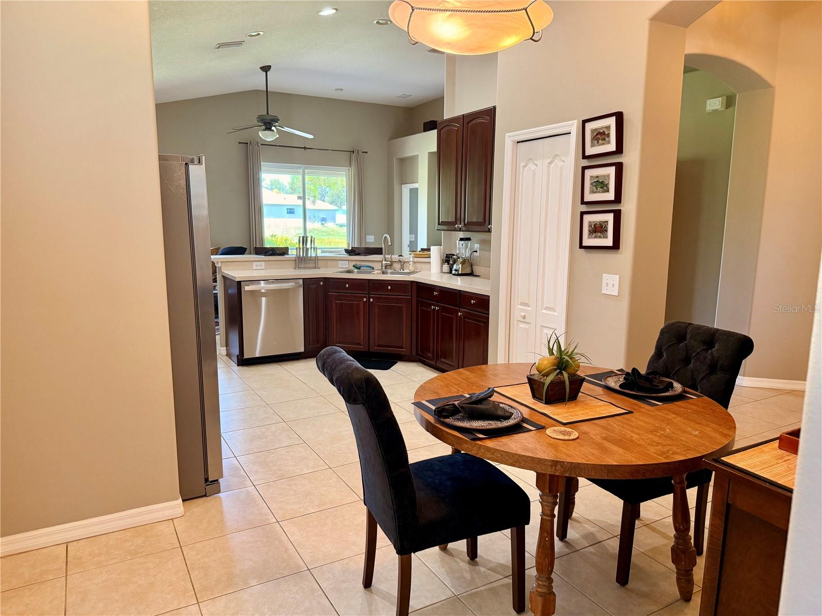 Image 26 of 57 For 1702 Old Summerwood Boulevard