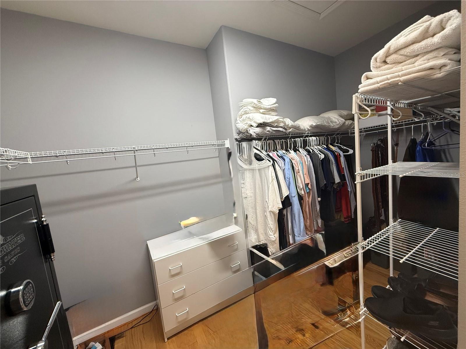 Image 44 of 57 For 1702 Old Summerwood Boulevard