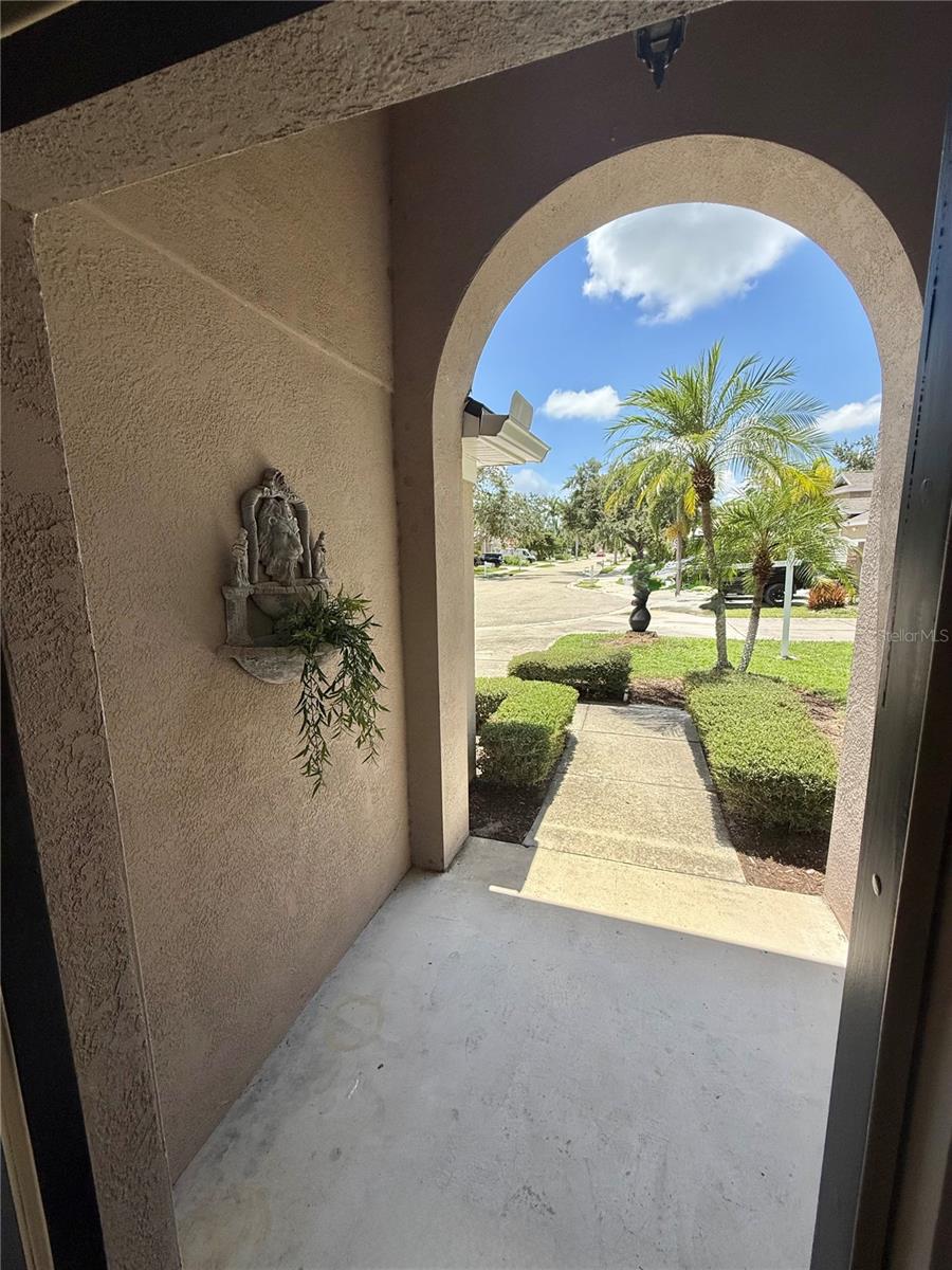 Image 5 of 57 For 1702 Old Summerwood Boulevard