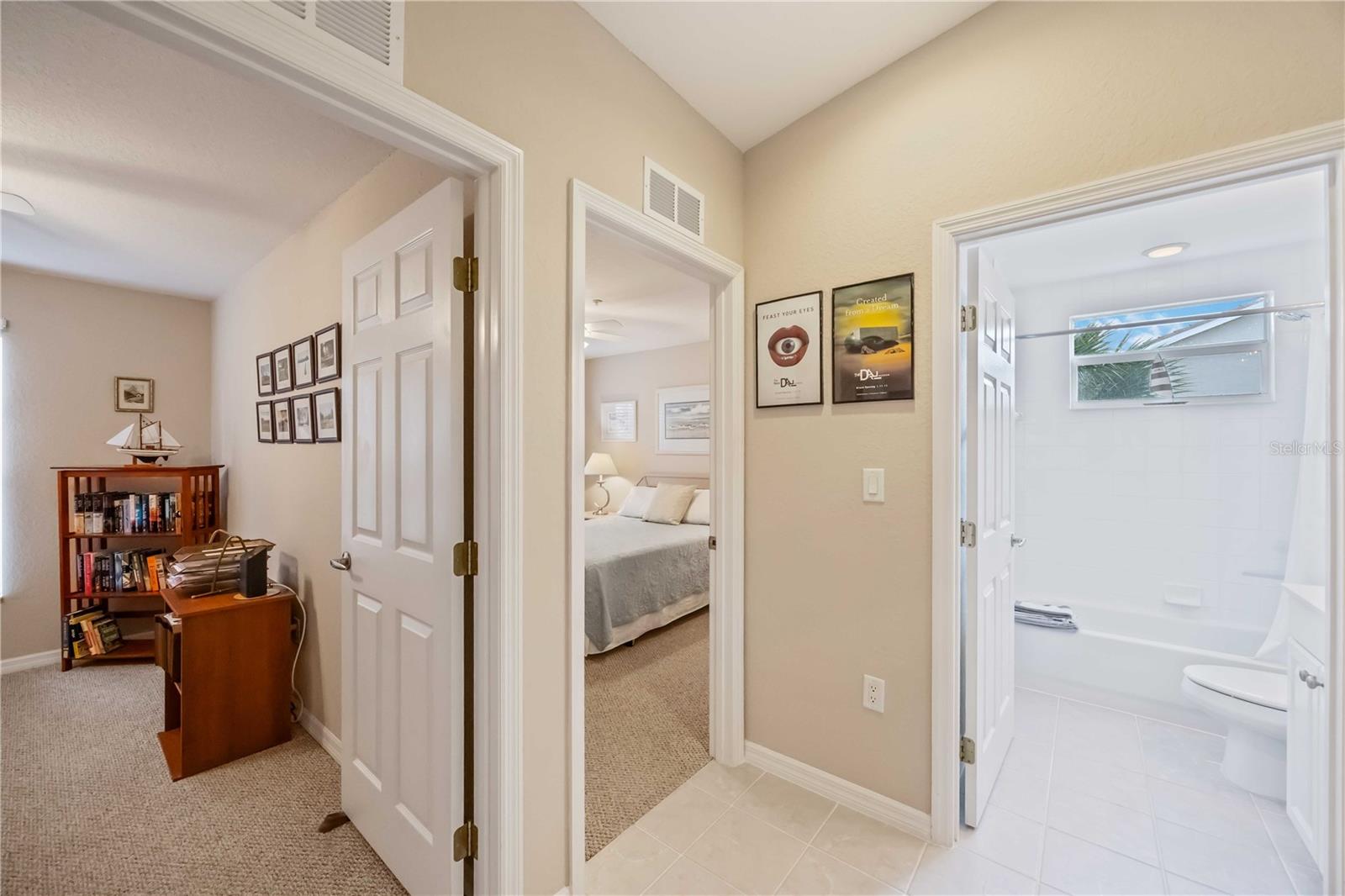 Image 18 of 52 For 6424 Bay Cedar Lane 201