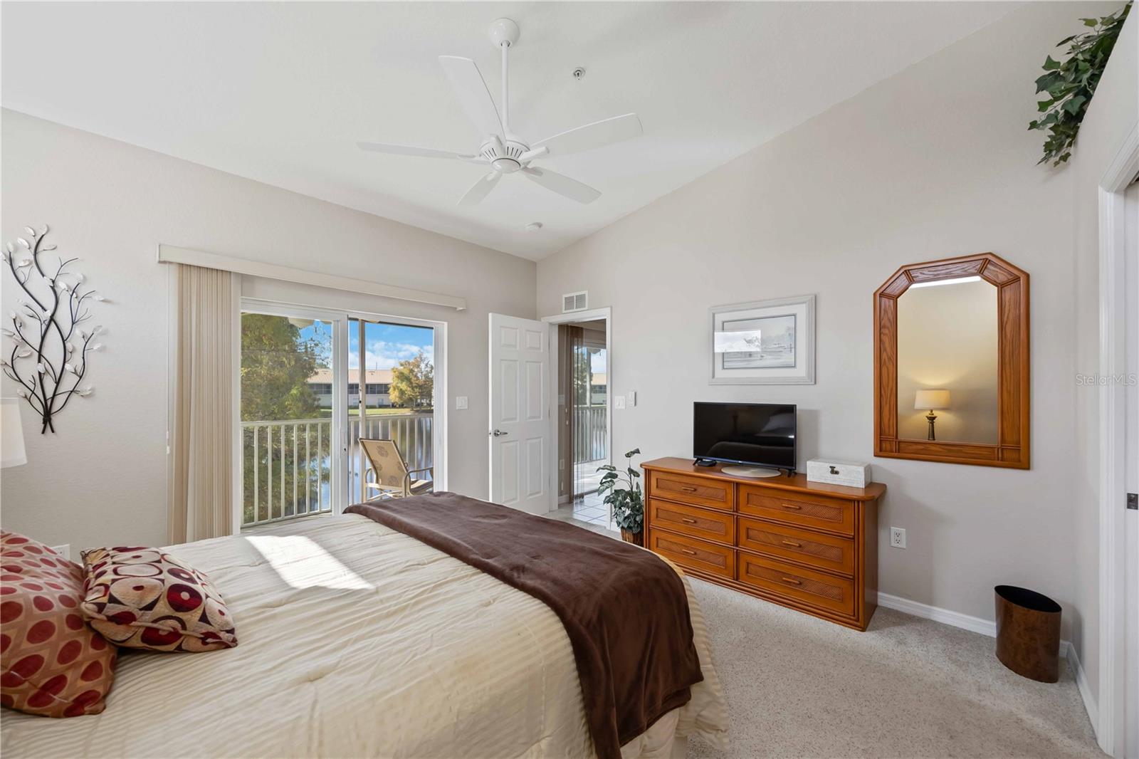 Image 24 of 52 For 6424 Bay Cedar Lane 201