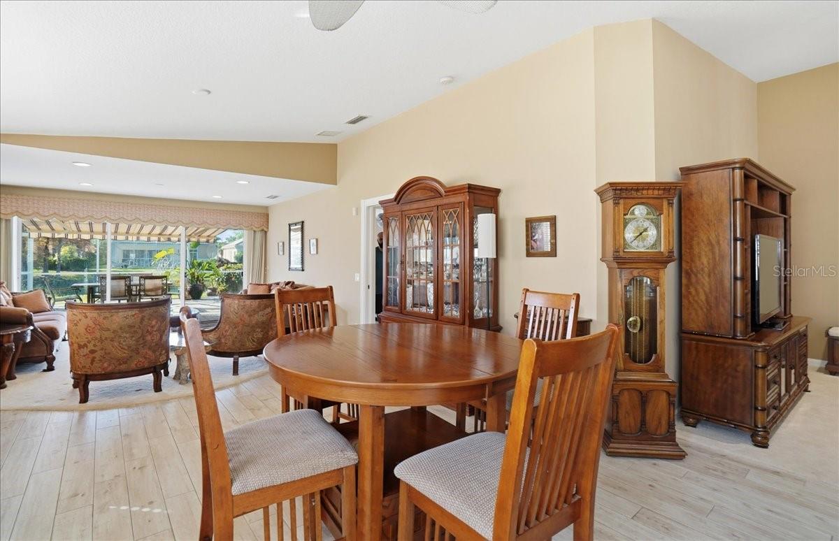 Image 15 of 68 For 5546 Modena Place