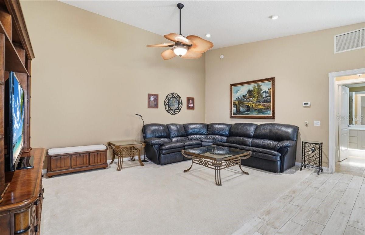 Image 19 of 68 For 5546 Modena Place