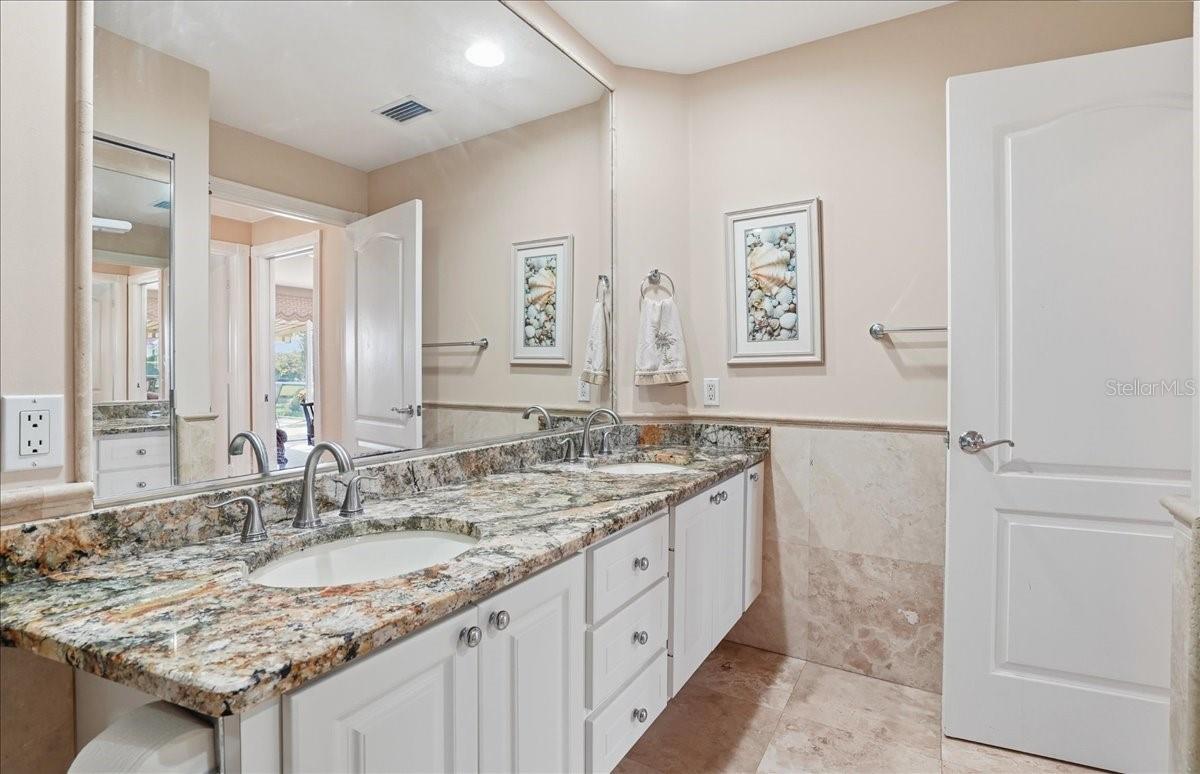 Image 28 of 68 For 5546 Modena Place