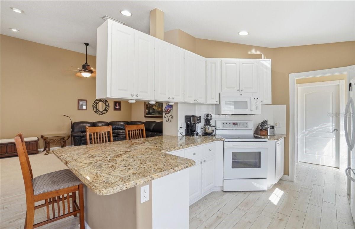 Image 8 of 68 For 5546 Modena Place