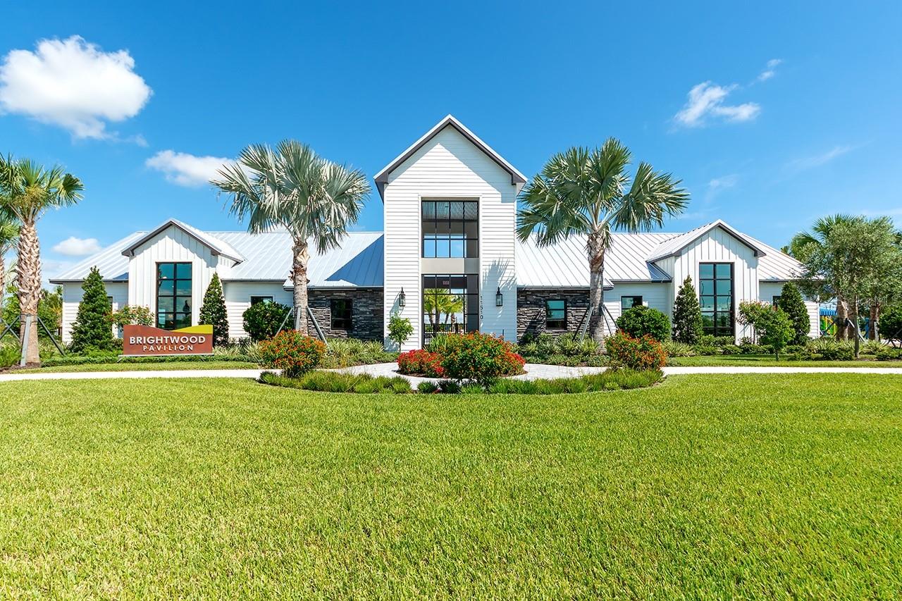 Image 26 of 32 For 8921 Royal River Circle