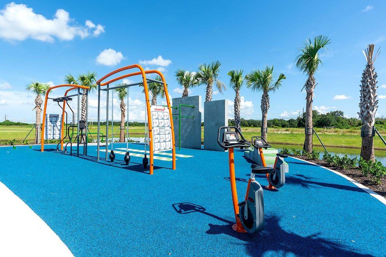 Image 30 of 32 For 8921 Royal River Circle