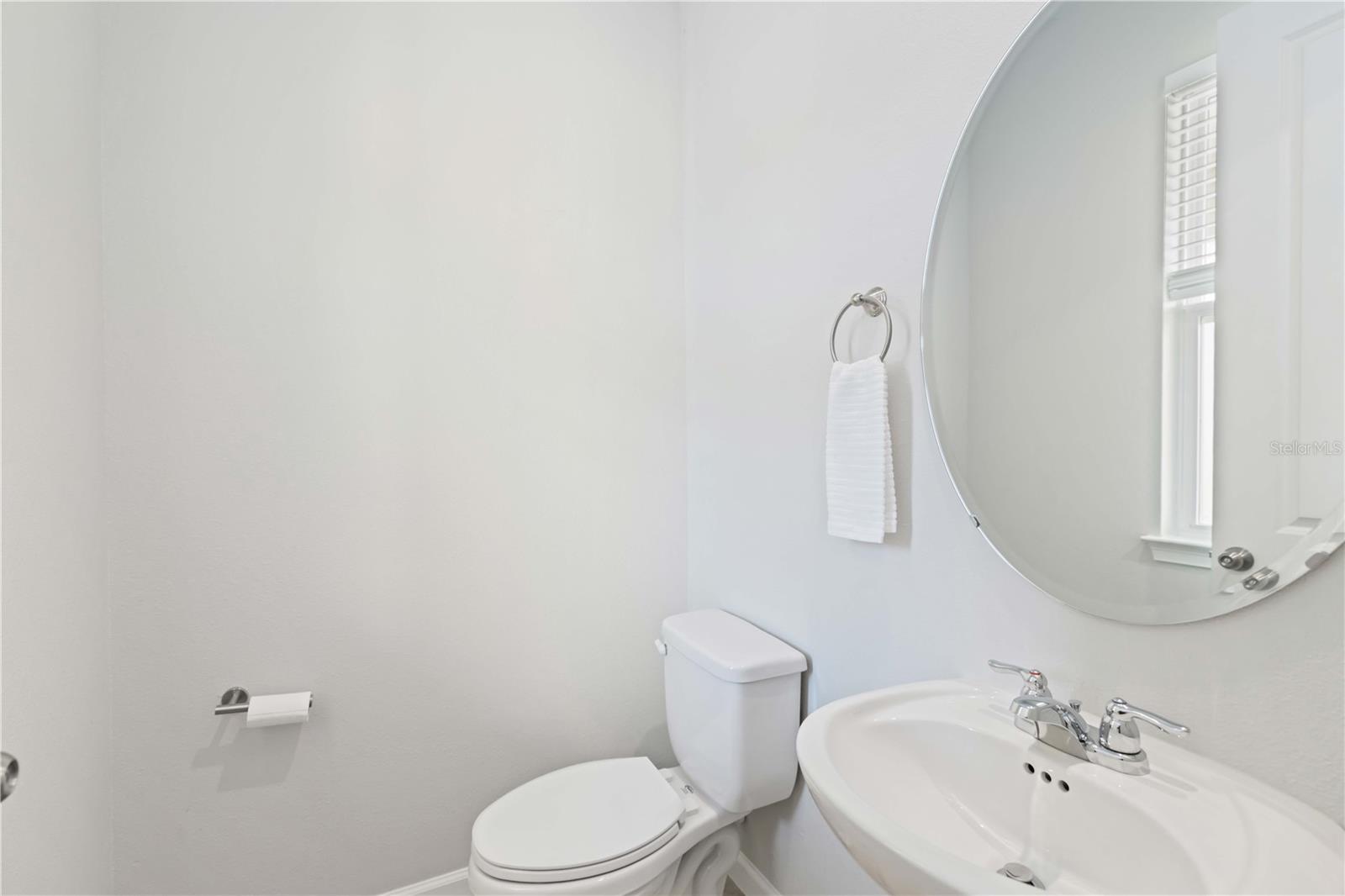 Image 3 of 36 For 5658 Silverbridge Trail