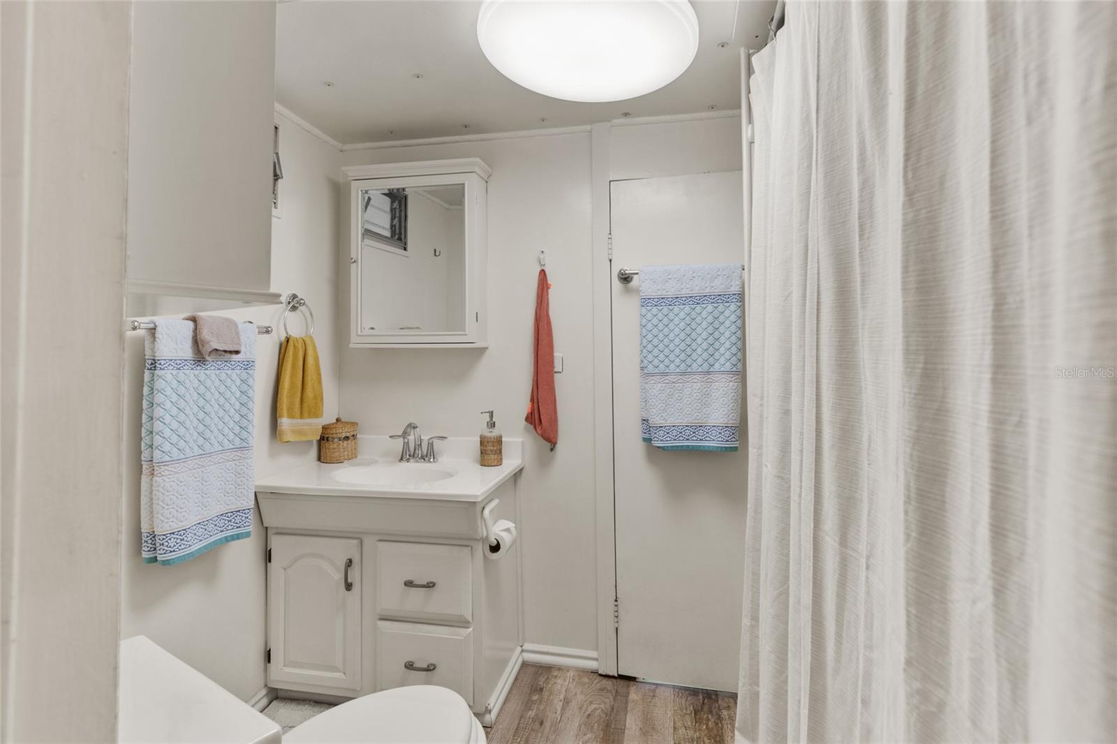 Image 16 of 25 For 620 49th Avenue W