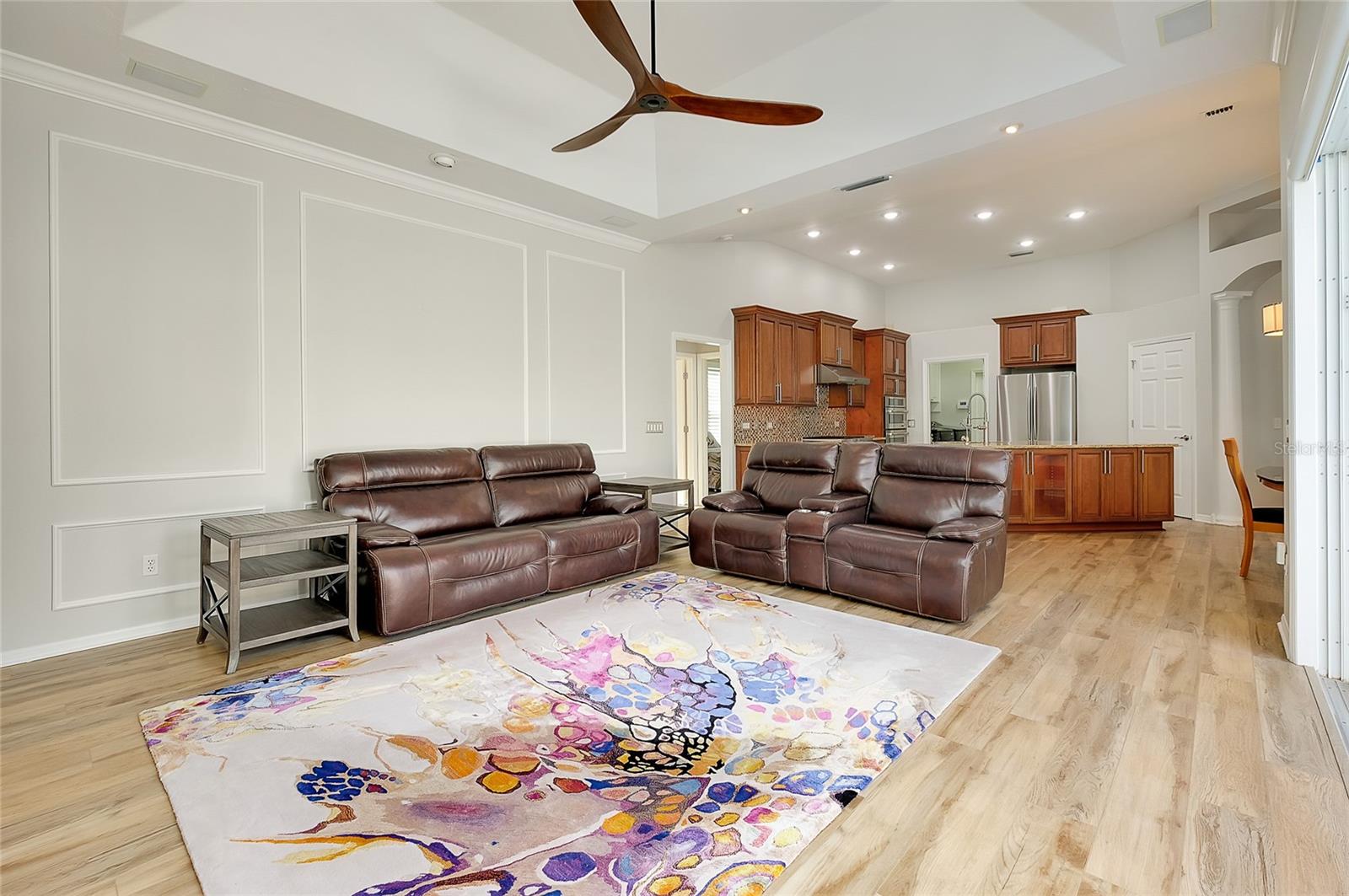 Image 32 of 100 For 6614 Tallmast Circle