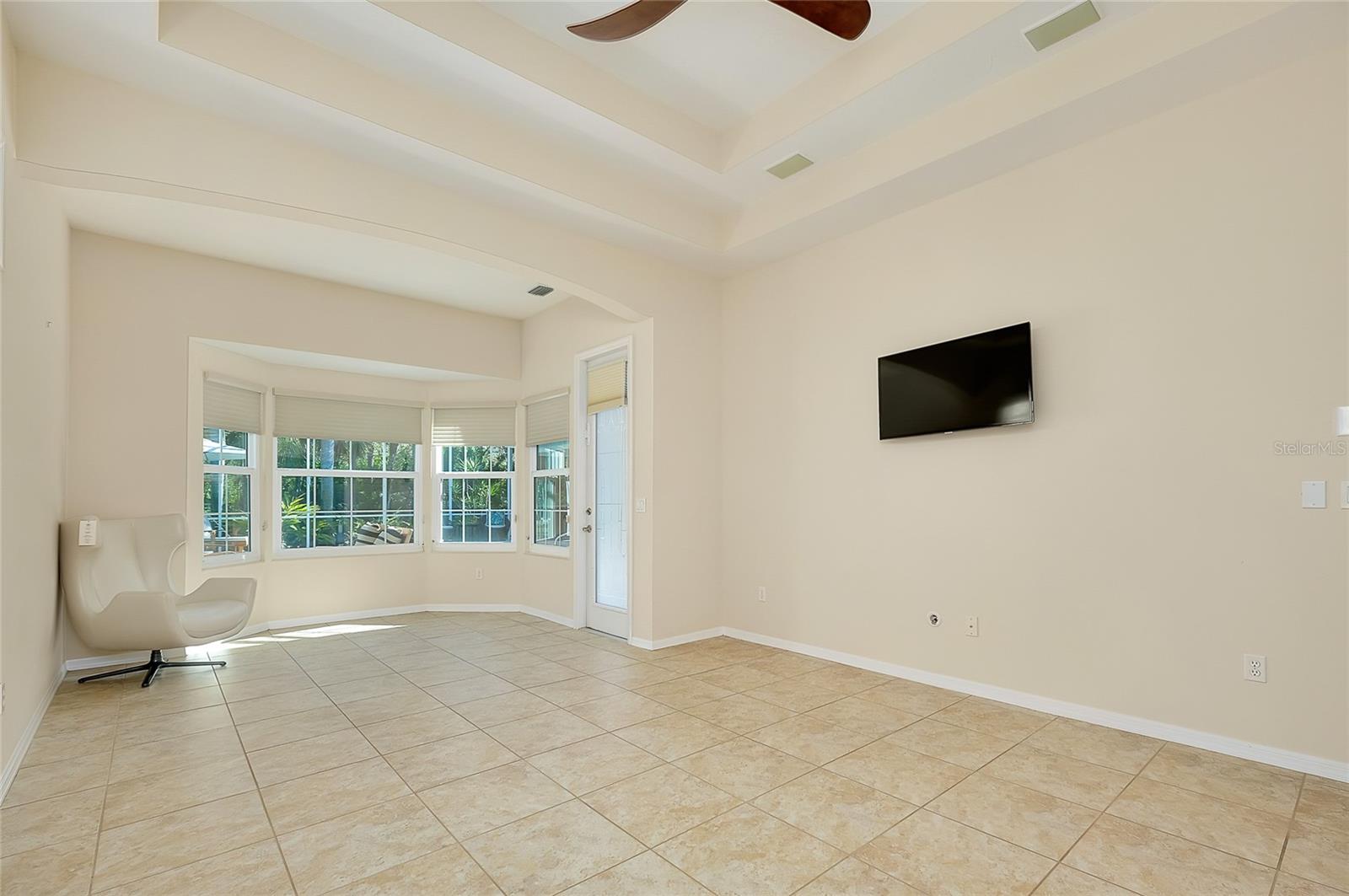 Image 37 of 100 For 6614 Tallmast Circle