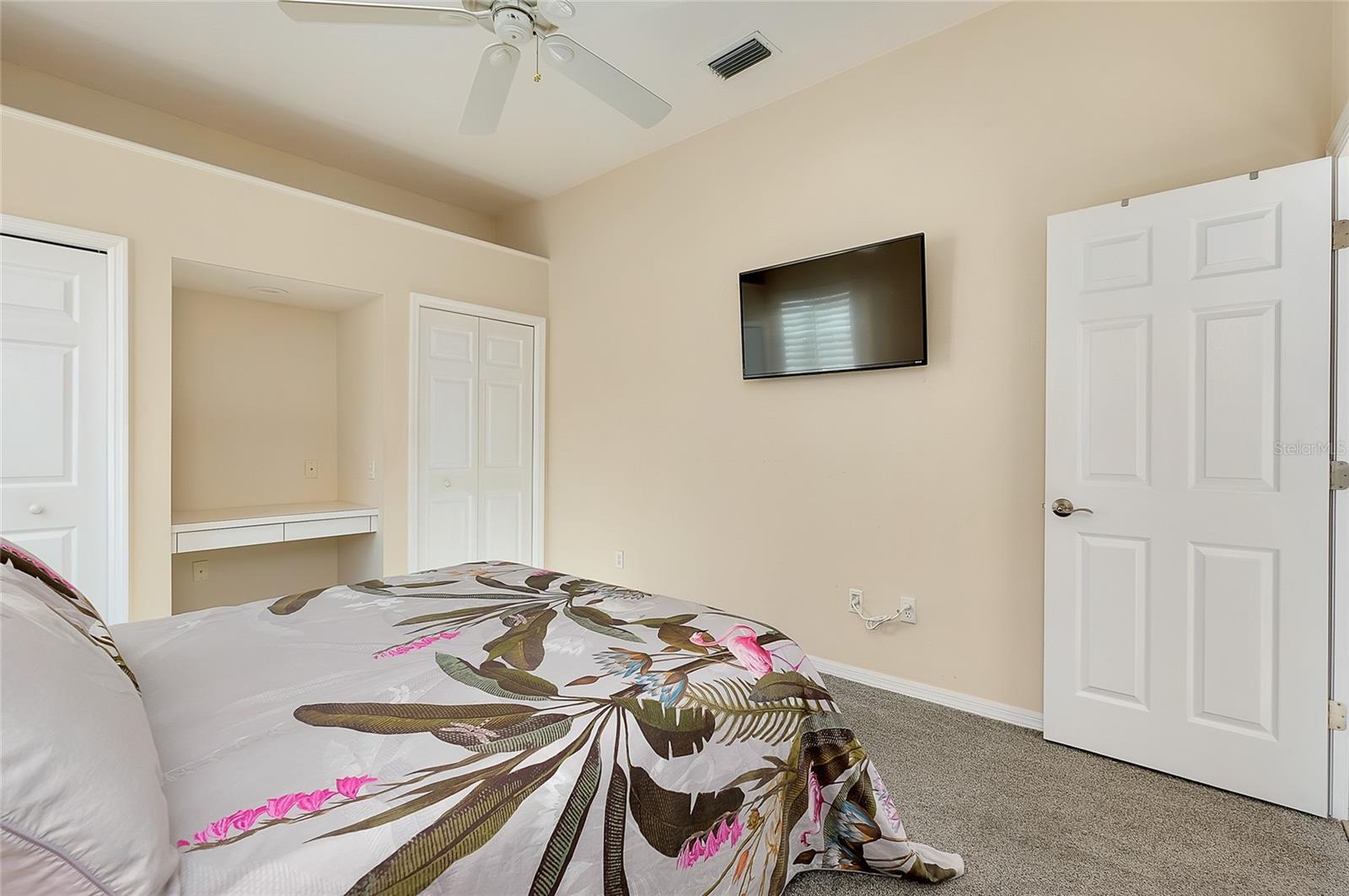 Image 47 of 100 For 6614 Tallmast Circle