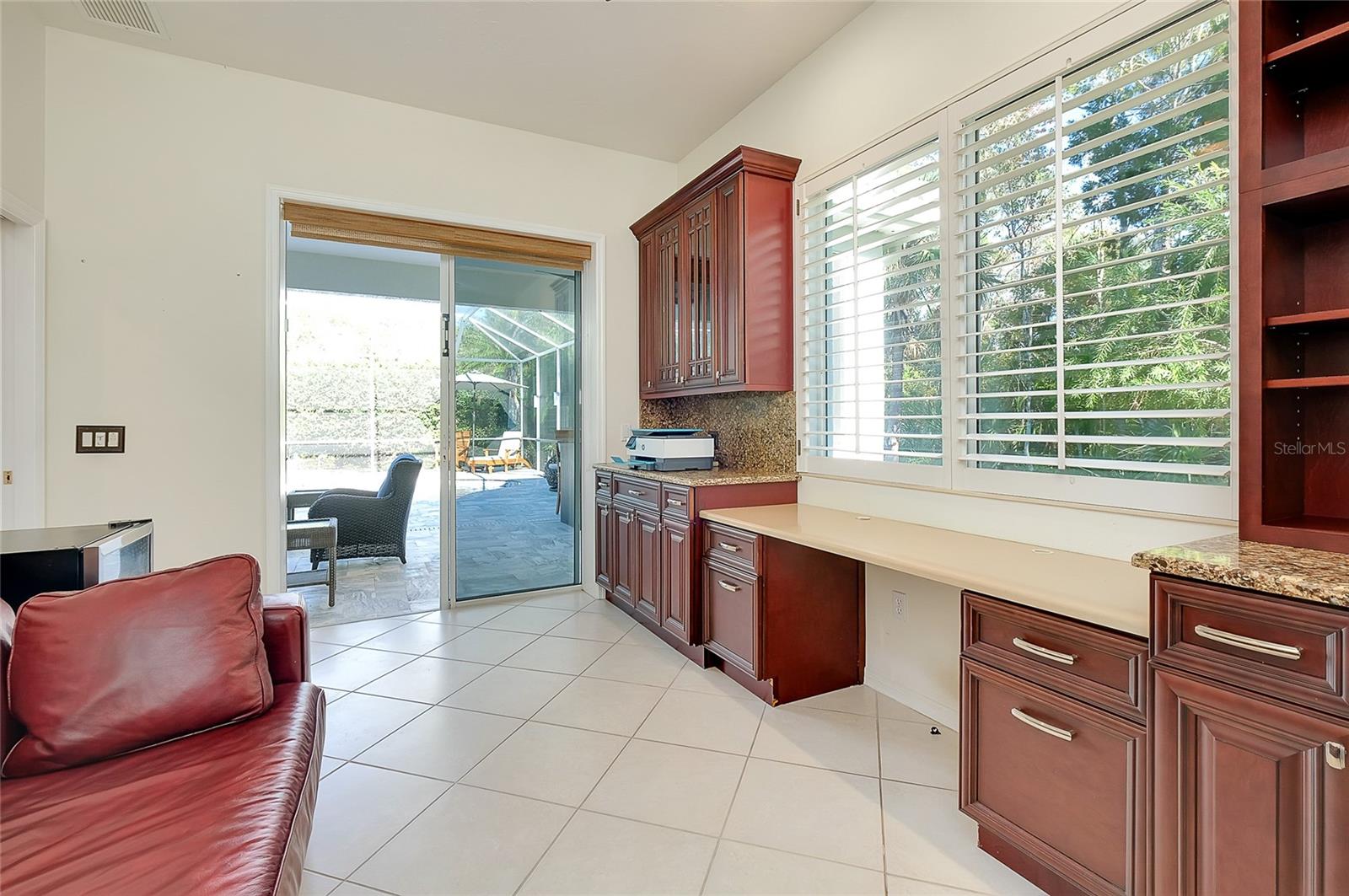 Image 50 of 100 For 6614 Tallmast Circle