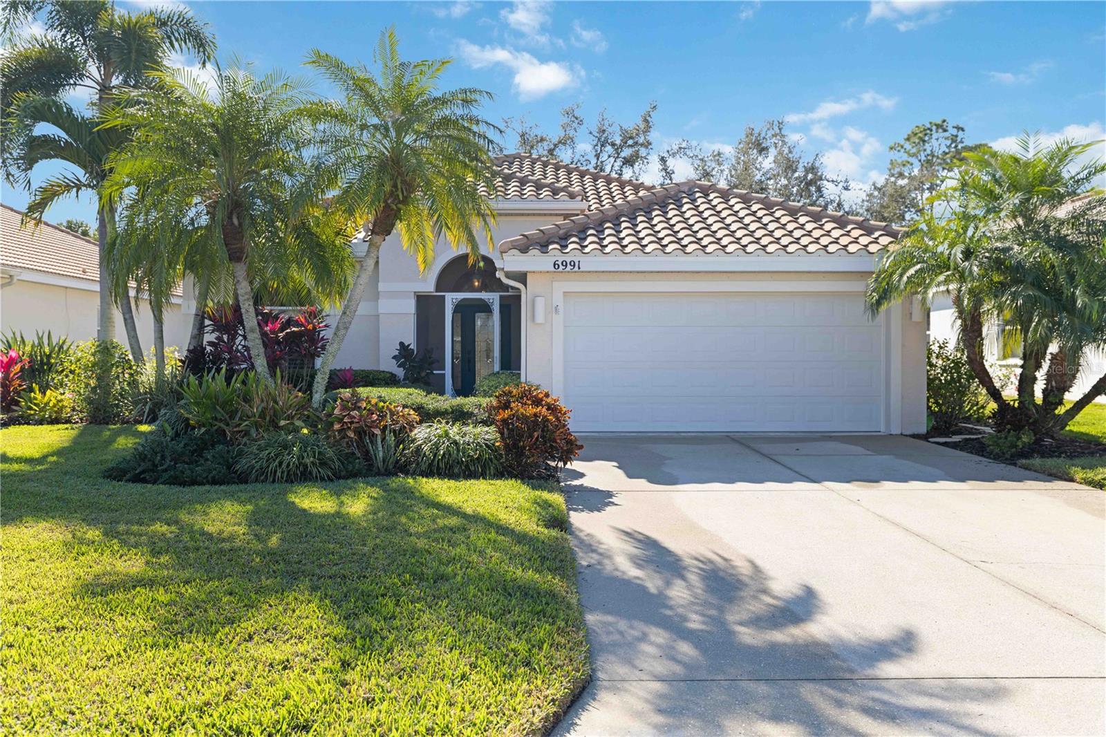 Details for 6991 Superior Street Circle, SARASOTA, FL 34243
