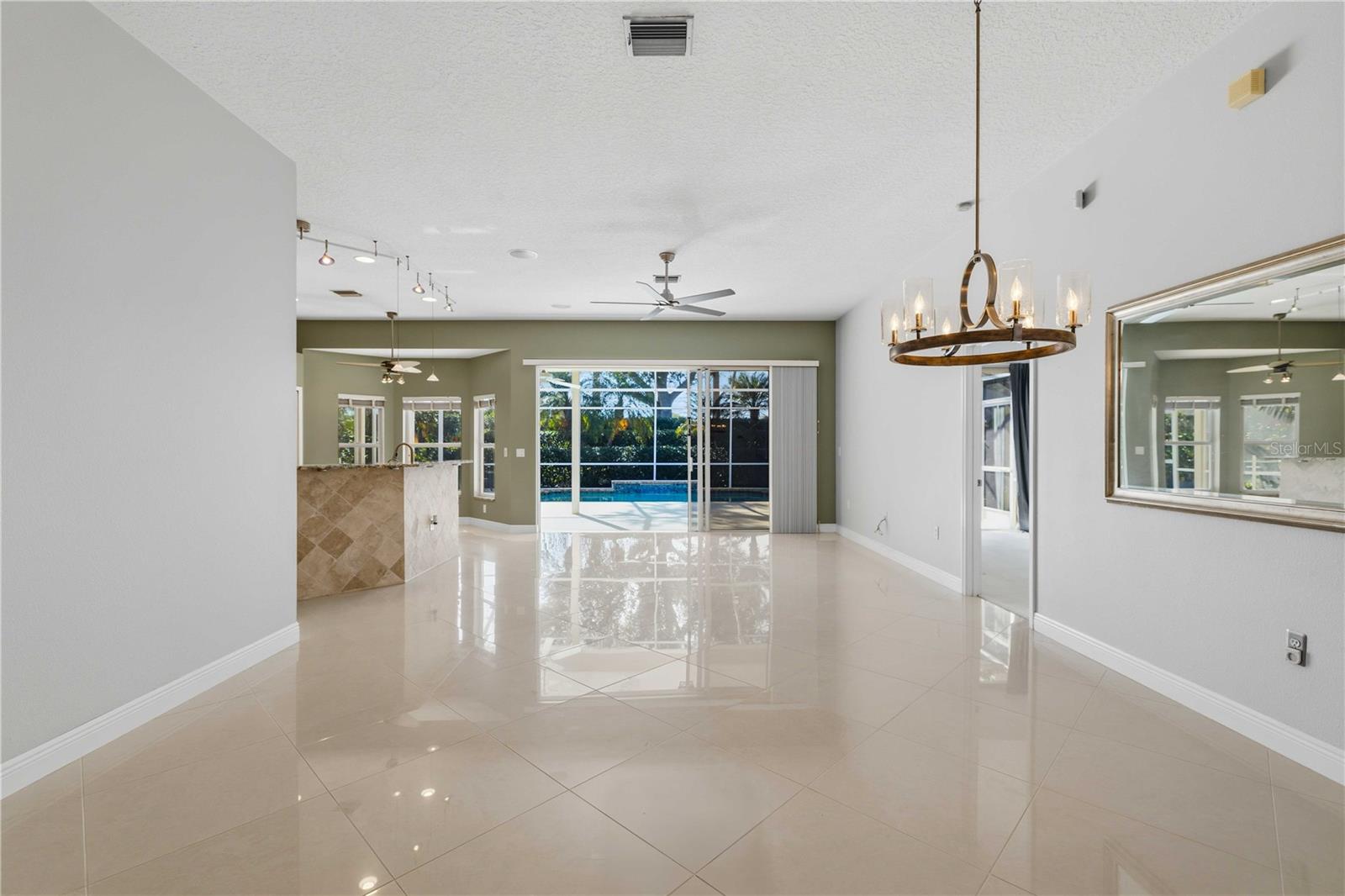 Image 16 of 63 For 6991 Superior Street Circle