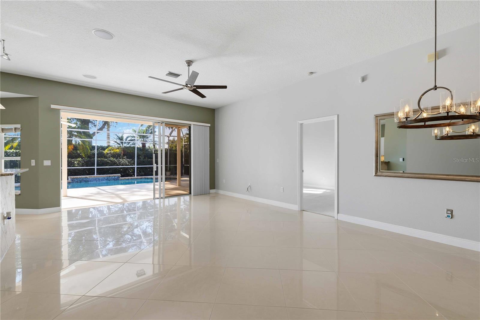 Image 17 of 63 For 6991 Superior Street Circle