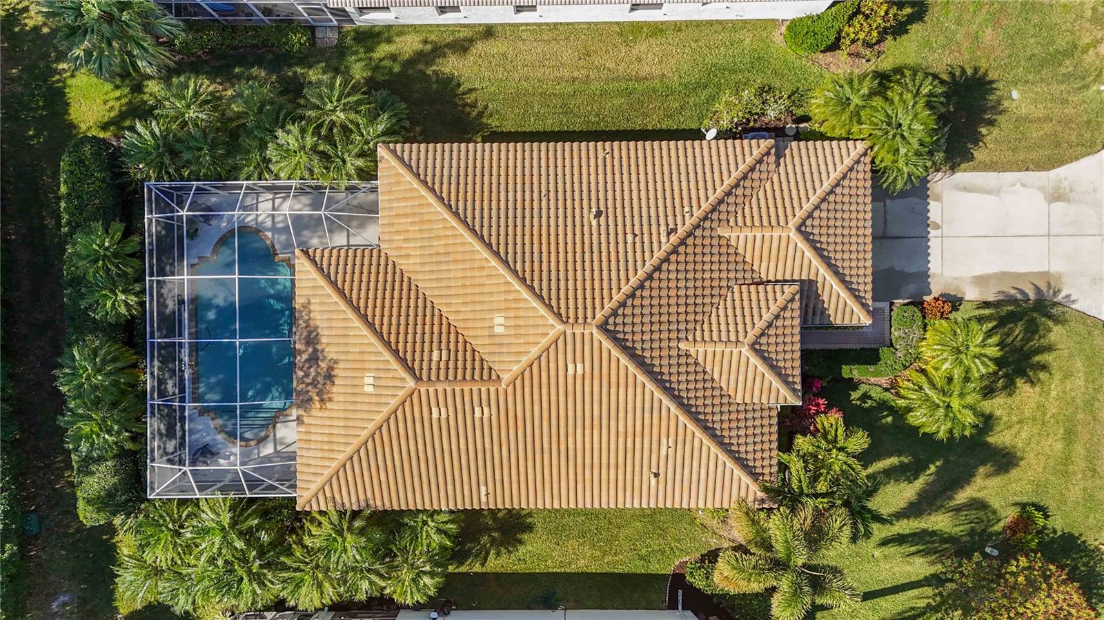 Image 54 of 63 For 6991 Superior Street Circle