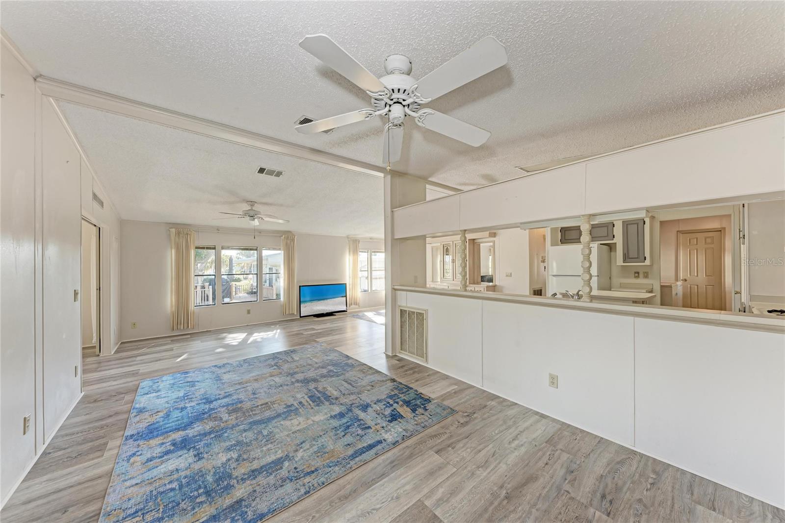 Image 13 of 60 For 1306 41st Avenue E