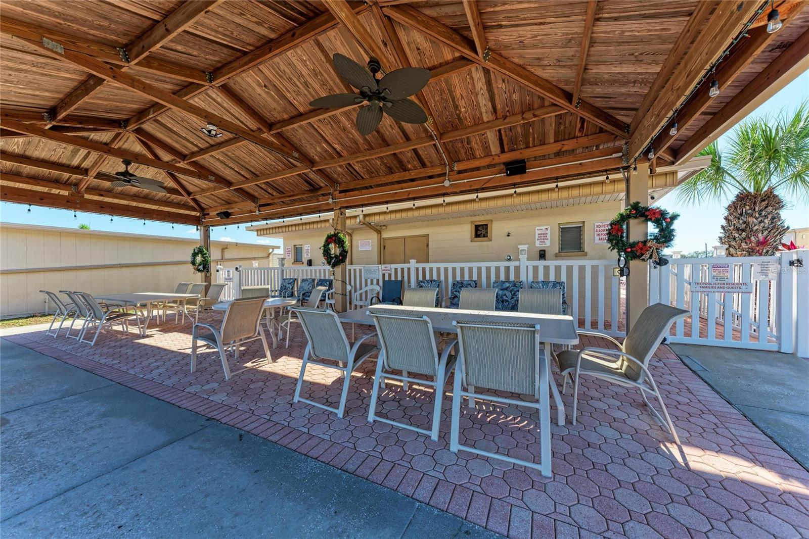 Image 53 of 60 For 1306 41st Avenue E