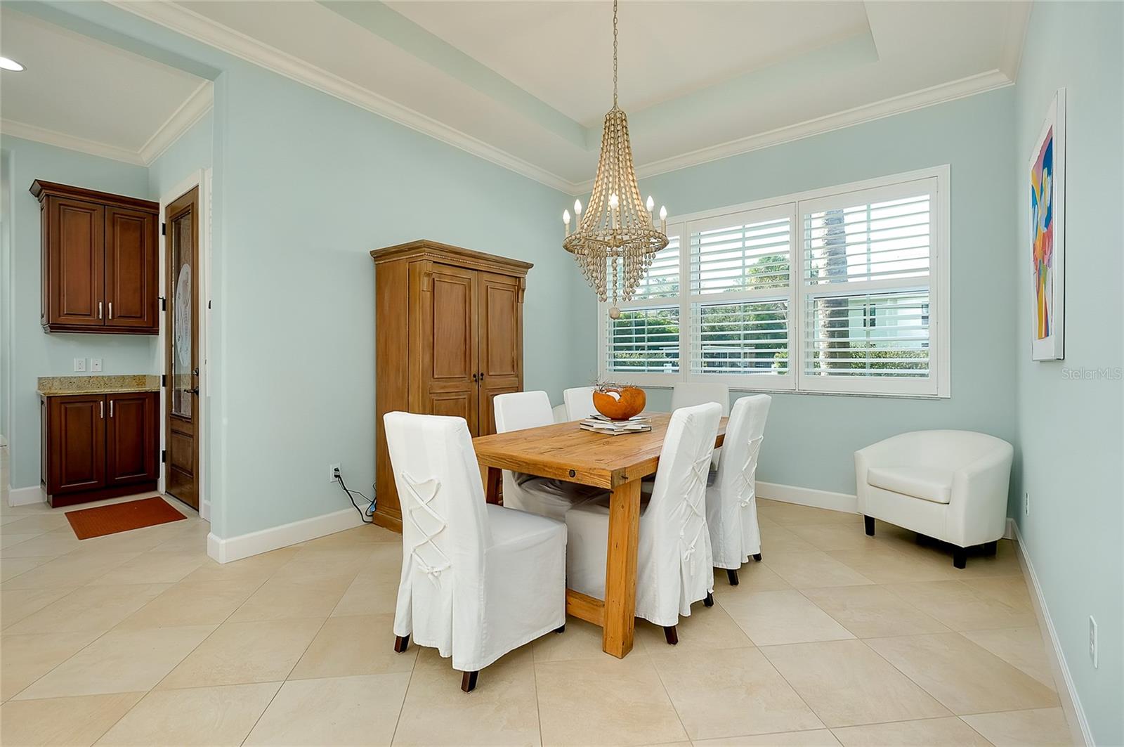 Image 27 of 100 For 641 Venice Avenue