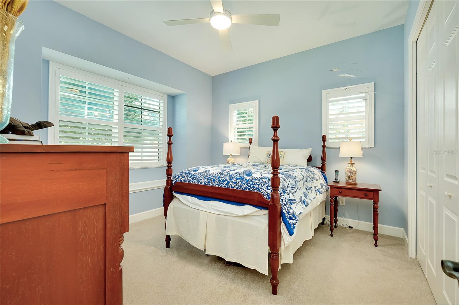 Image 57 of 100 For 641 Venice Avenue